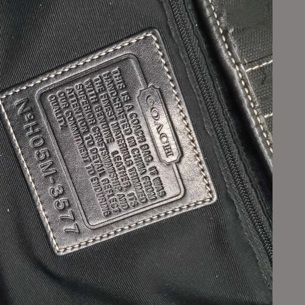 COACH Y2k  Small Duffle Shoulder bag in black - Picture 9 of 11